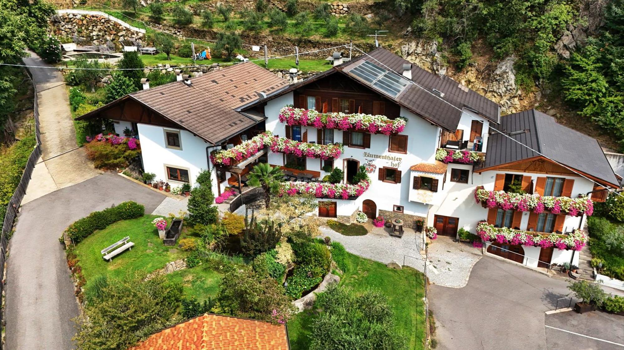 Residence Blumenthalerhof Lagundo Esterno foto